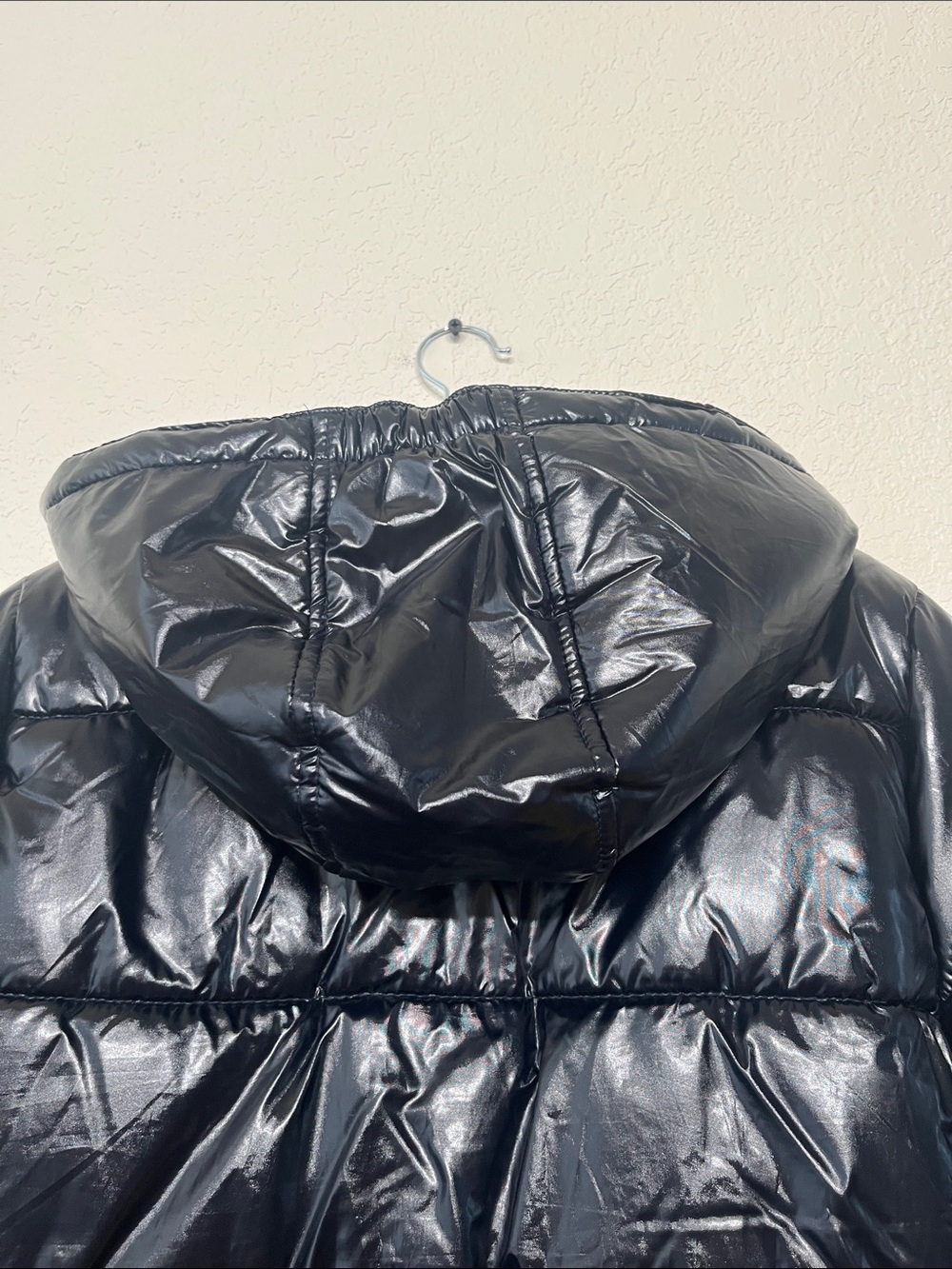 Tommy Hilfiger Youth Big Boy XL 18/20 Black Puffer with Red Hood Lining - Picture 11 of 13